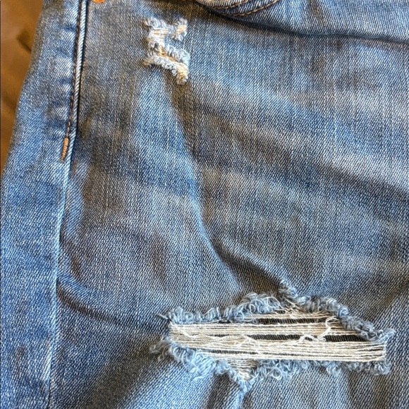 Universal Thread Distressed Blue Jean Shorts - Picture 6 of 8